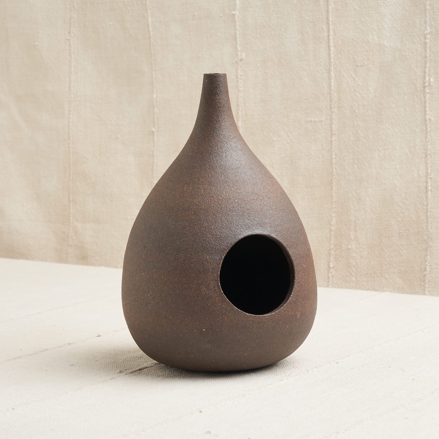 Ceramic Bird Feeder, Espresso