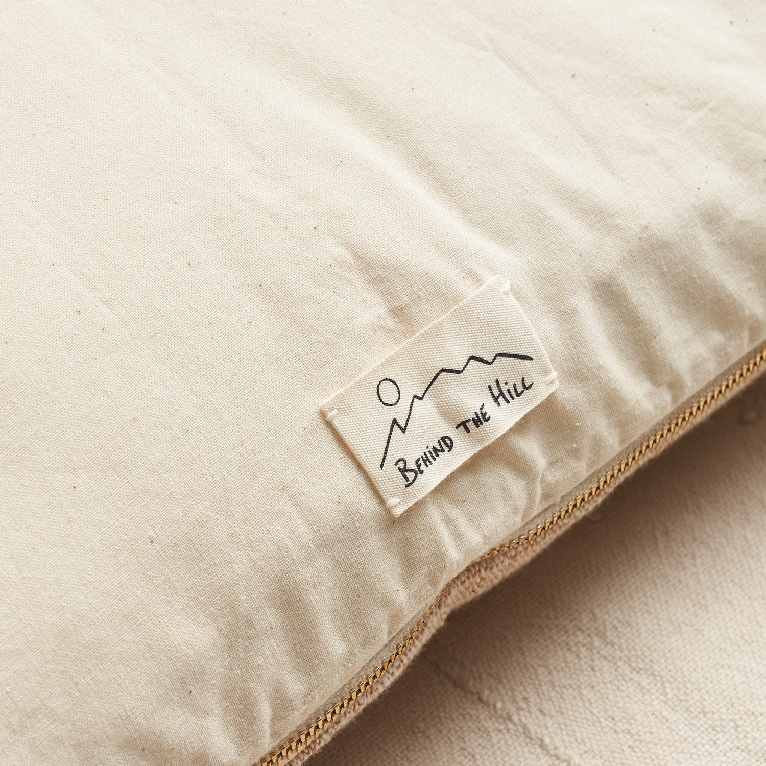 Housework-Exclusive Organic Cotton Earth Pillow, Undyed Sand