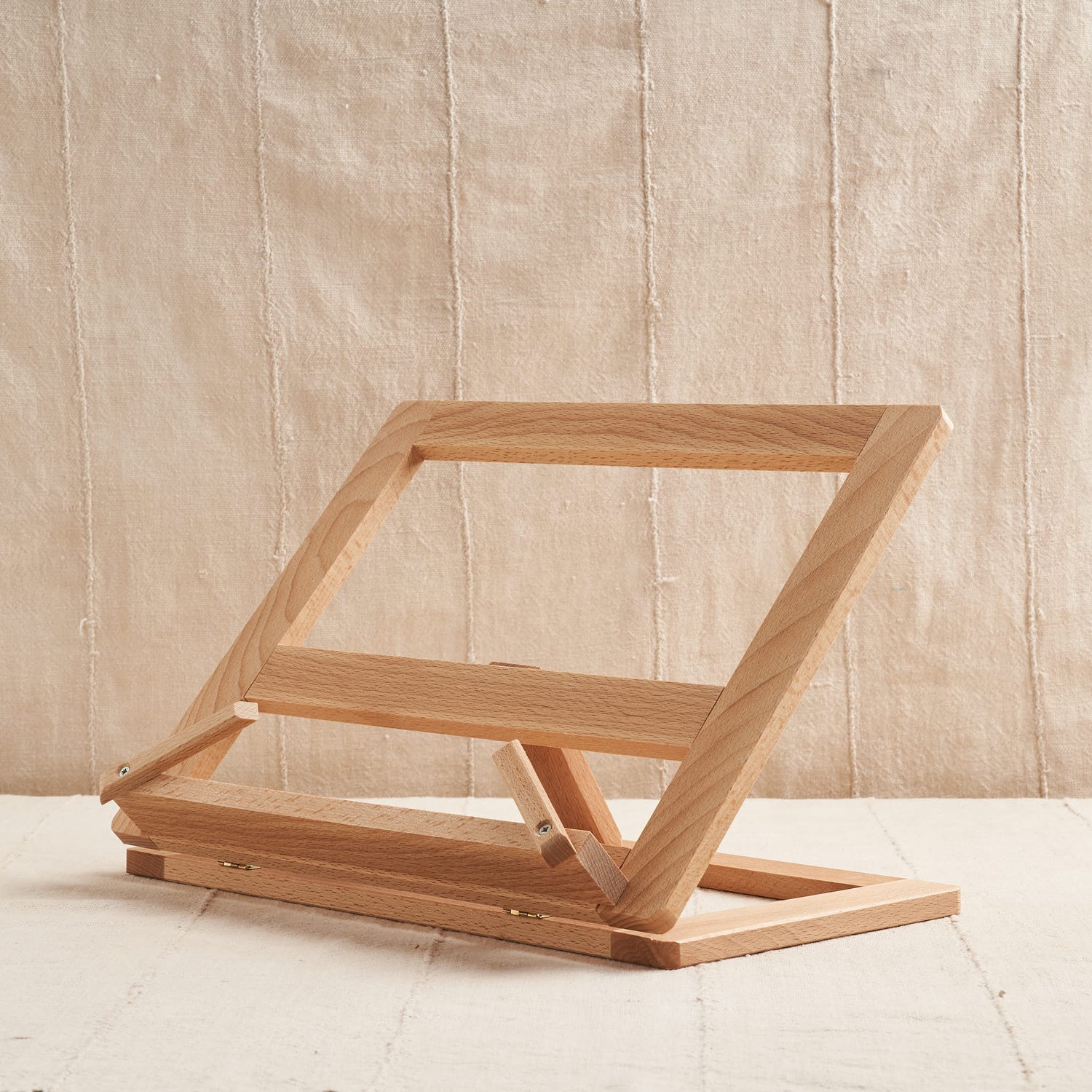 Beechwood Cookbook Stand