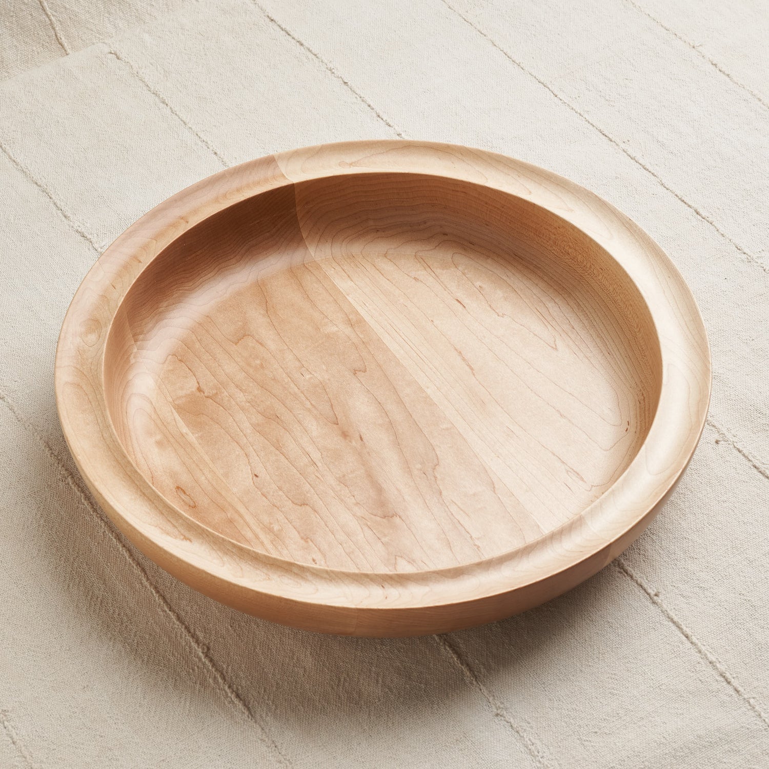 Hand-Turned Serving Bowl, Natural Maple