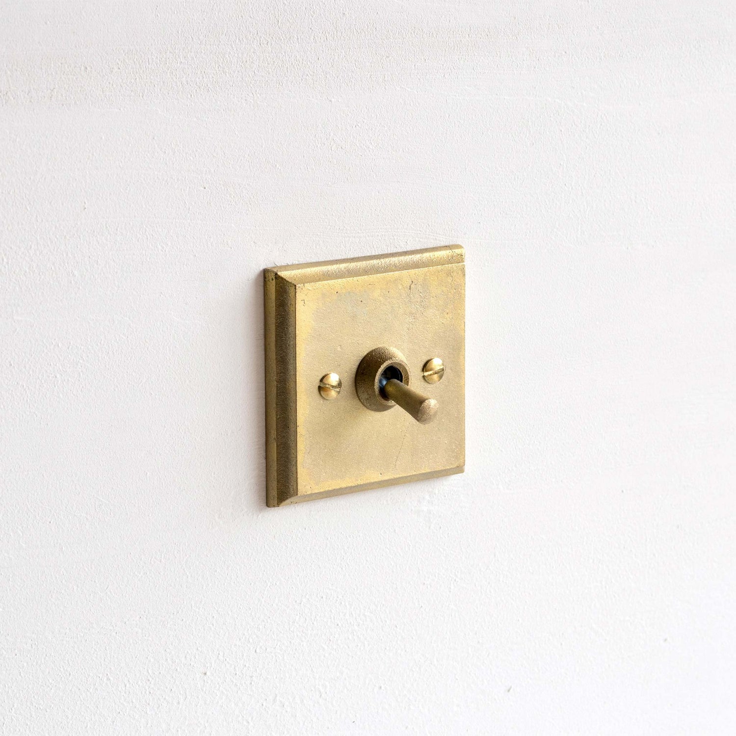 Ihada Brass Light Switches + Plates