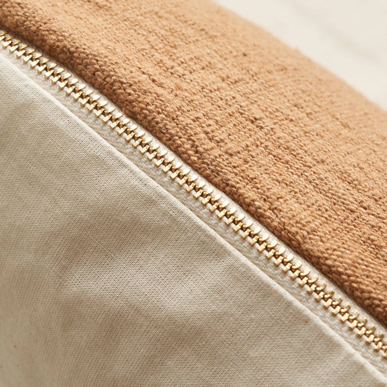 Housework-Exclusive Organic Cotton Earth Pillow, Undyed Tierra