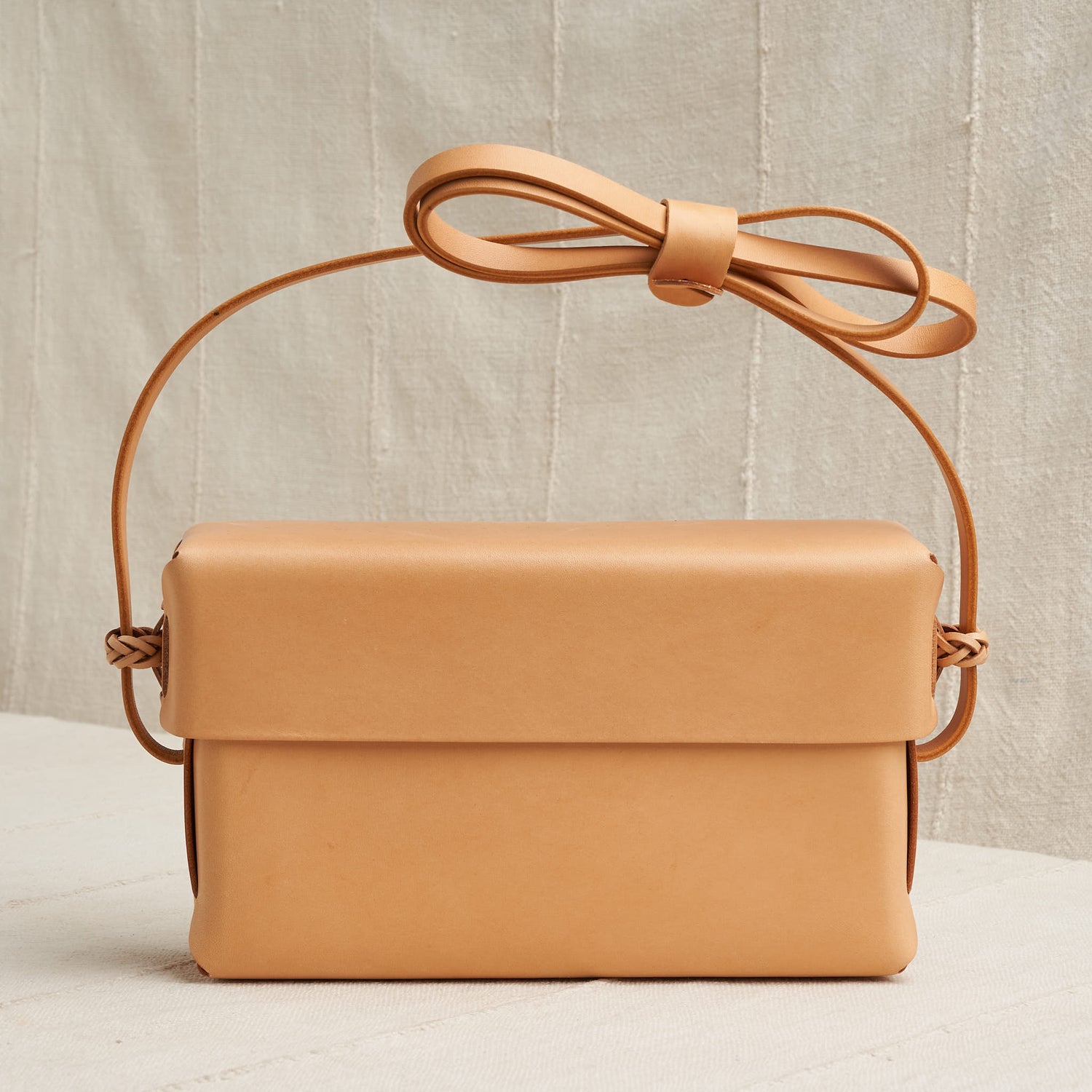 Woven Lid Bag, Natural Vegetable Tanned Leather