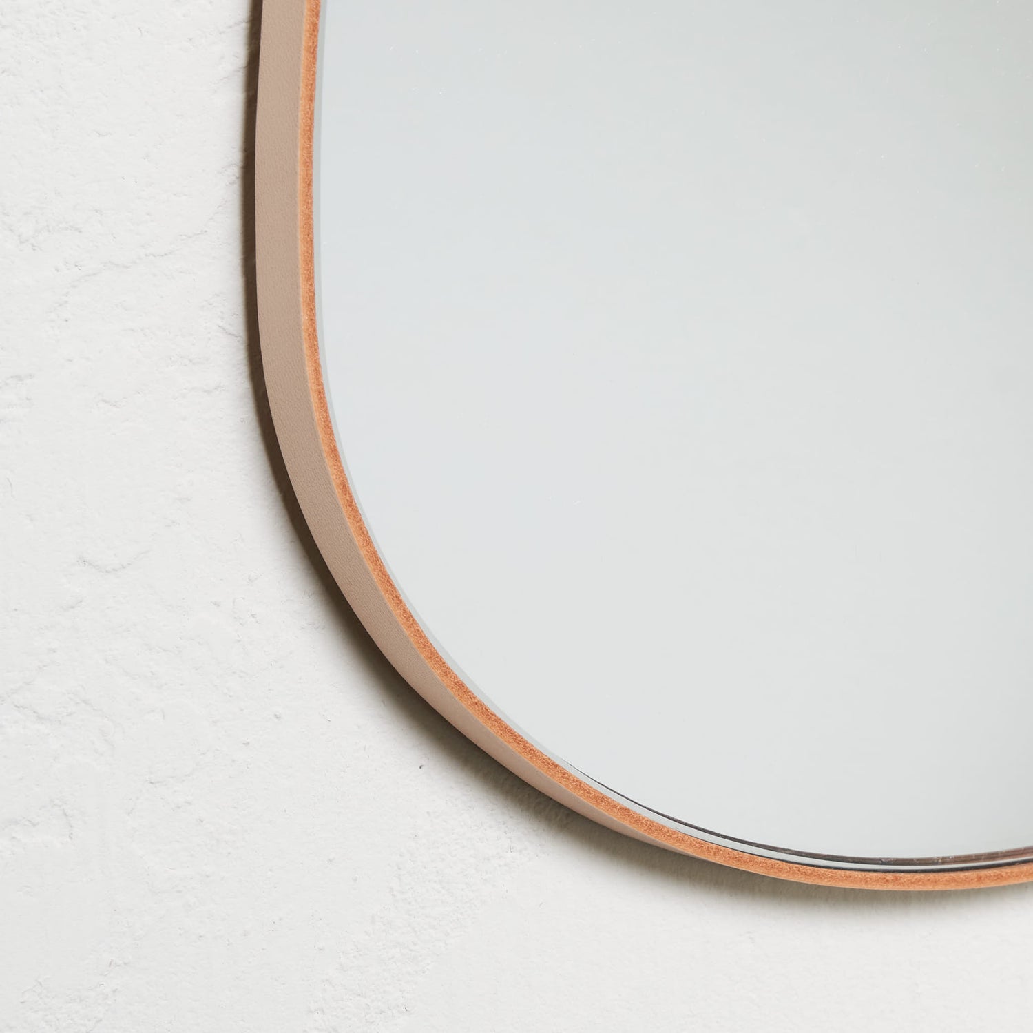 Woven Pebble Mirror, Natural Vegetable Tanned Leather