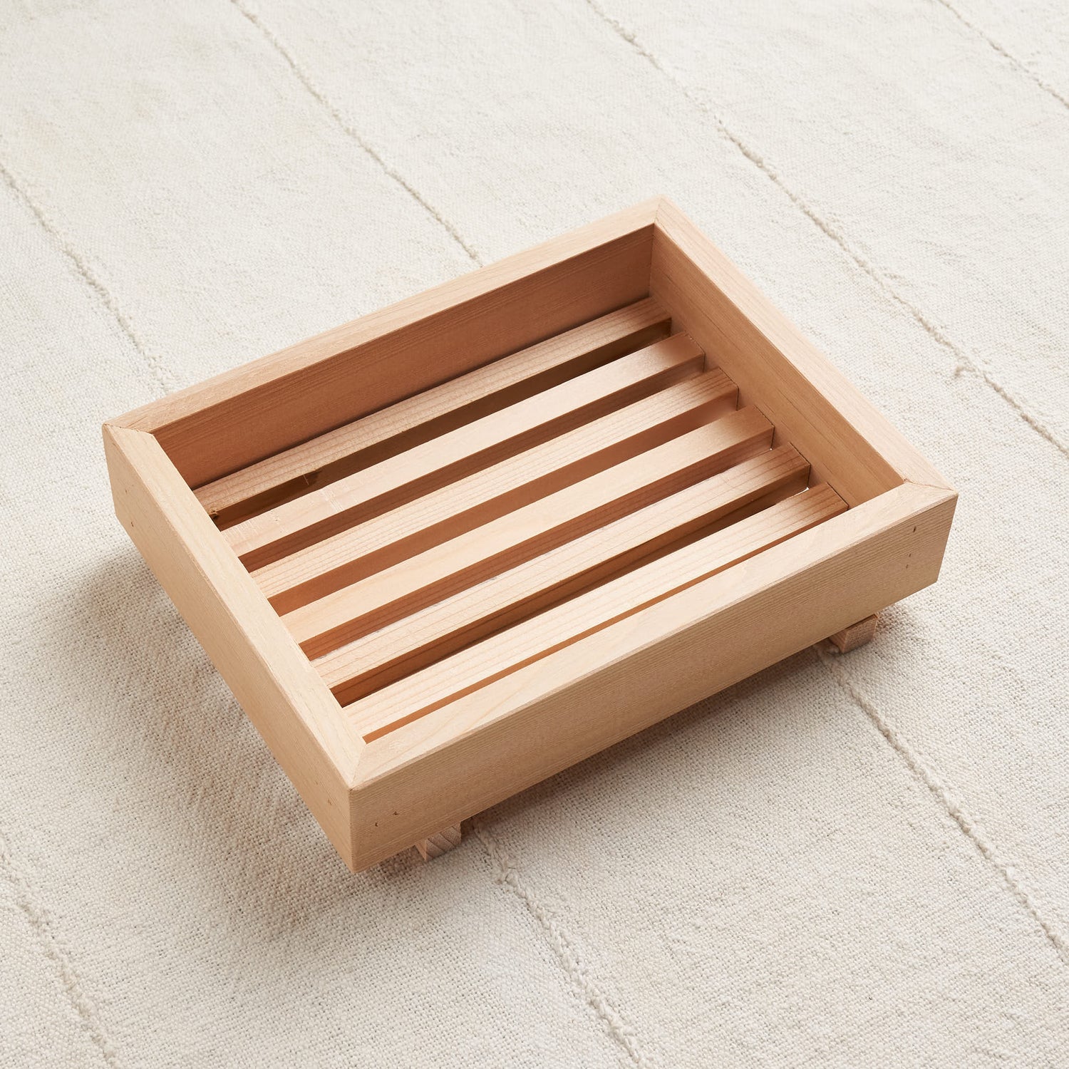 Draining Cedar Soap Dish 100% Natural Wood No Stains Varnishes or  Chemicals. Soap Holder / Handmade / Natural / Minimalistic 