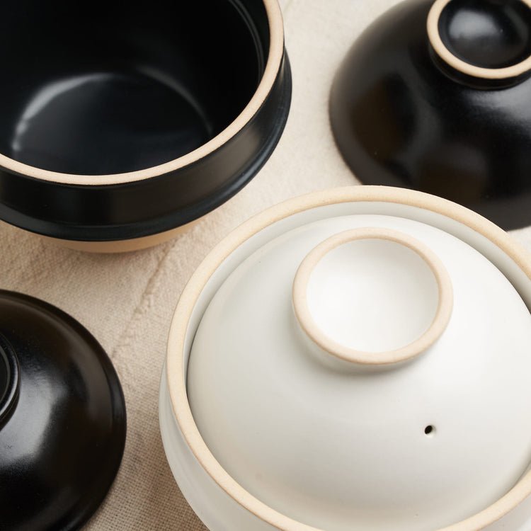 Tsukamoto Pottery Mini Rice Cooker Donabe in White Housework
